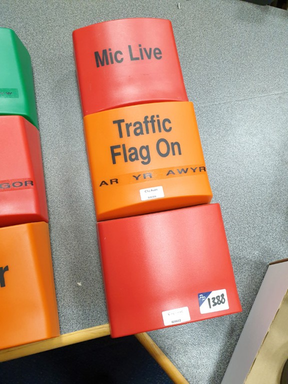 3x studio 'on air' lights