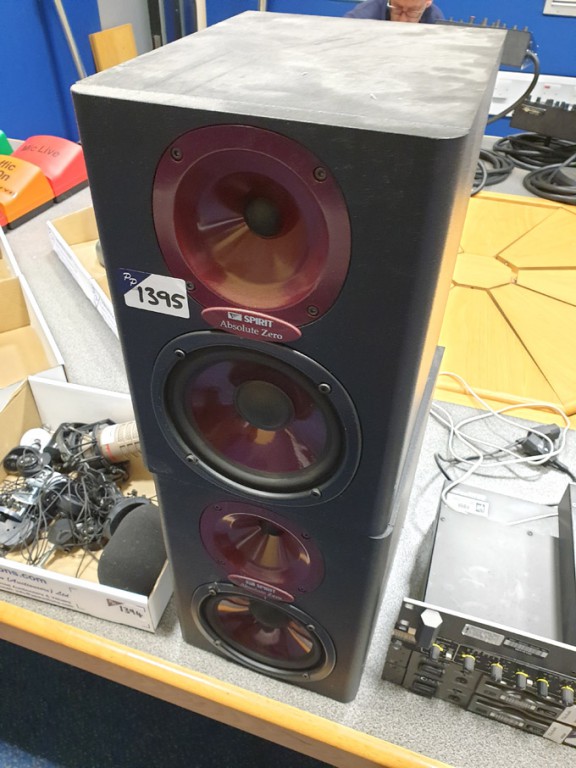 Pair Spirit Absolute Zero speakers