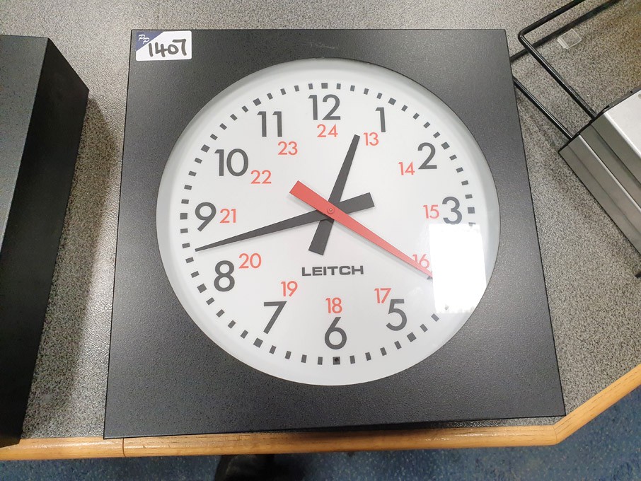 Leitch ADC-5112L slave studio clock