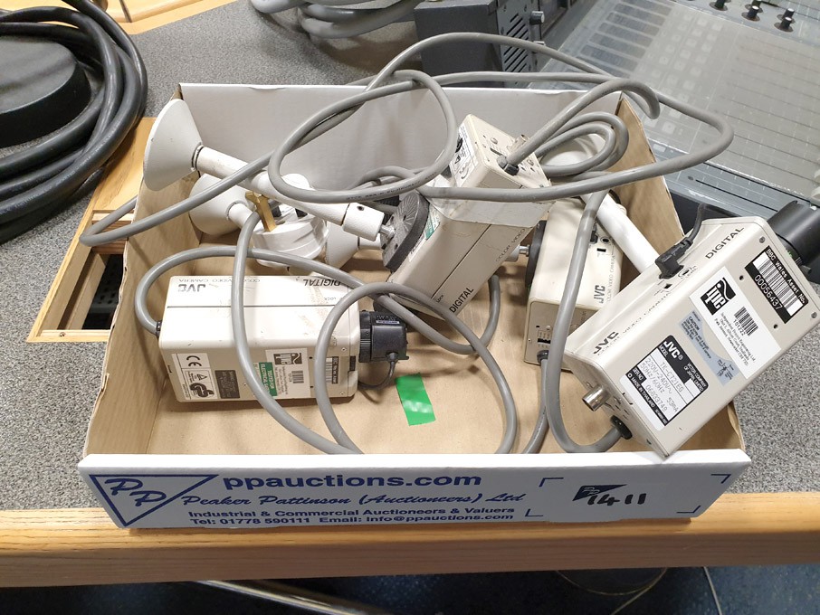 4x JVC TK-C721EG digital colour video cameras