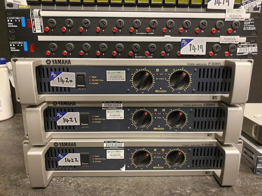 Yamaha P3500S power amplifier