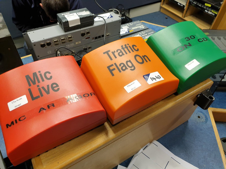 6x studio 'on air' lights