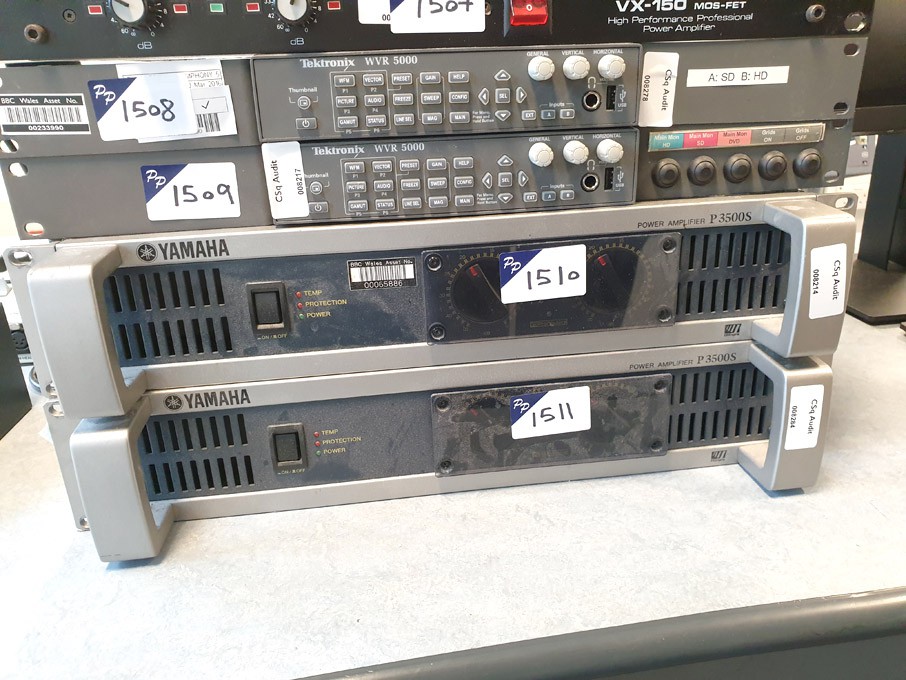 Yamaha P3500S power amplifier