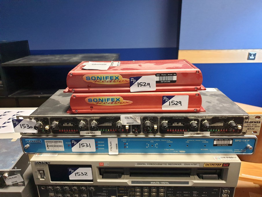 Drawmer MX30 dual gated compressor limiter