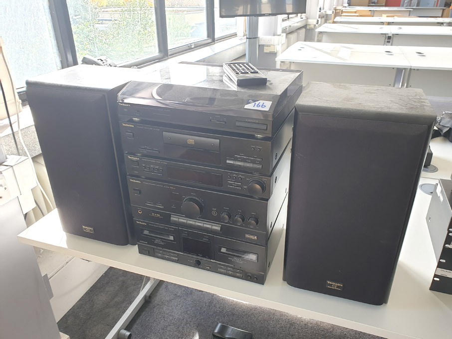 Technics midi hifi inc: turntable, tuner, tape dec...