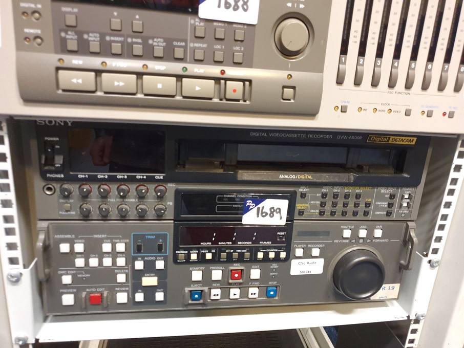 Sony DVW-500P digital Betacam video cassette recor...