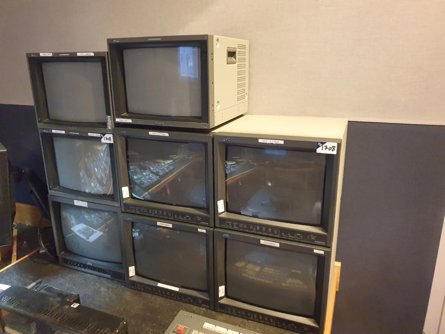 Qty various CRT studio monitors inc: JVC, Sony