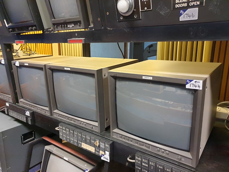 5x JVC TM-1700PN CRT studio monitors, JVC TM-A170G...