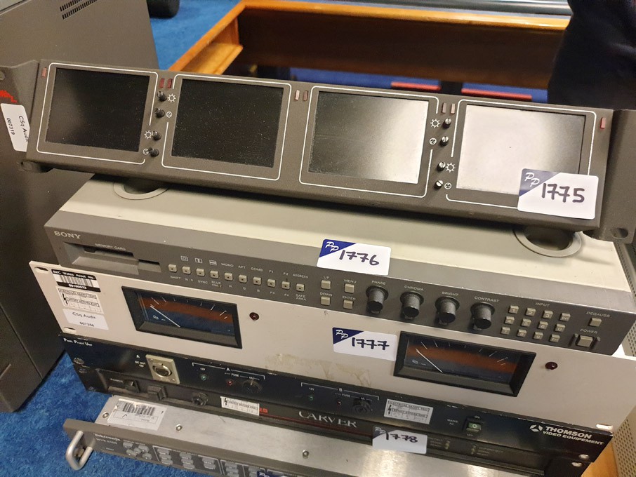 Megahertz LCD/244 monitoring unit