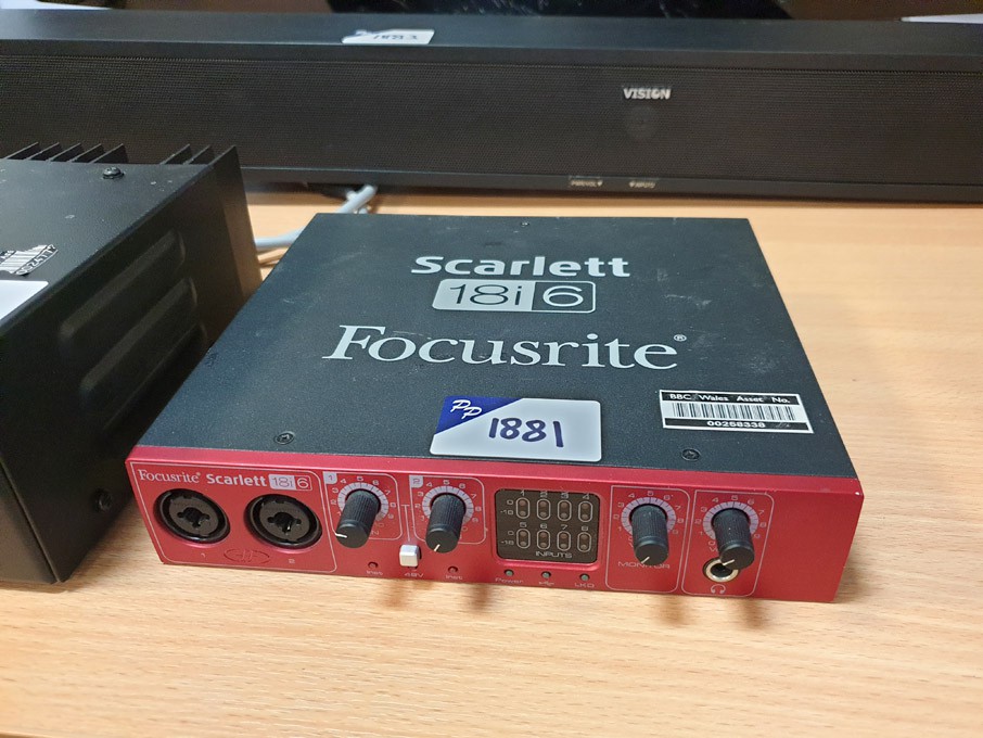 Focusrite Scarlett 18i6 USB 2.0 audio interface