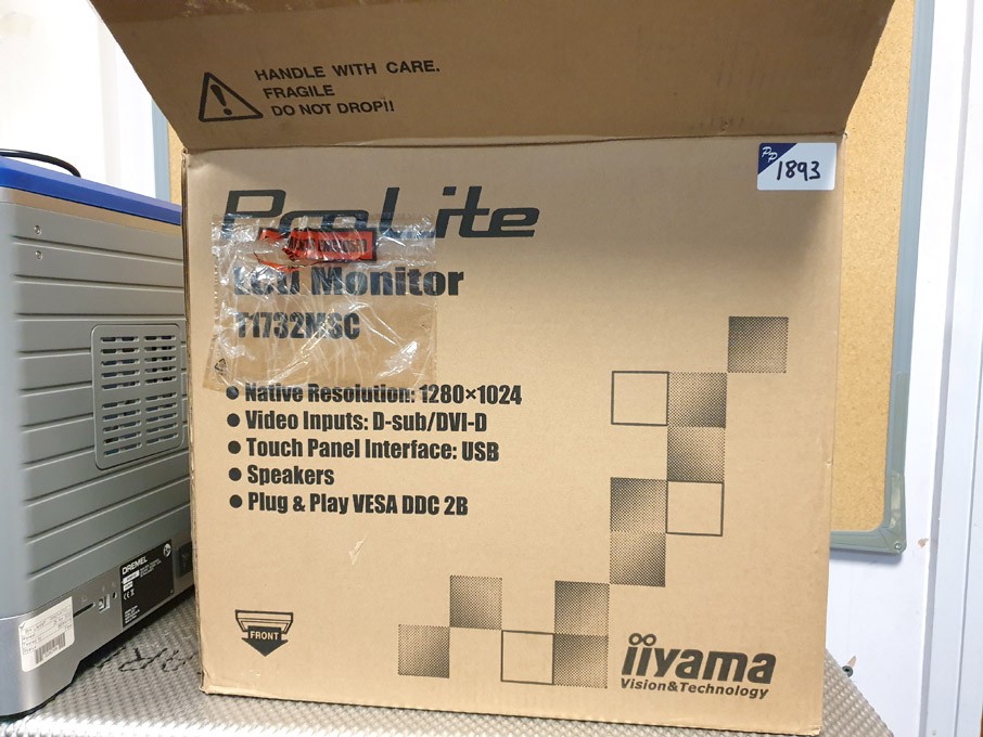 Ilyama T1732MSC Prolite LCD monitor (boxed & unuse...