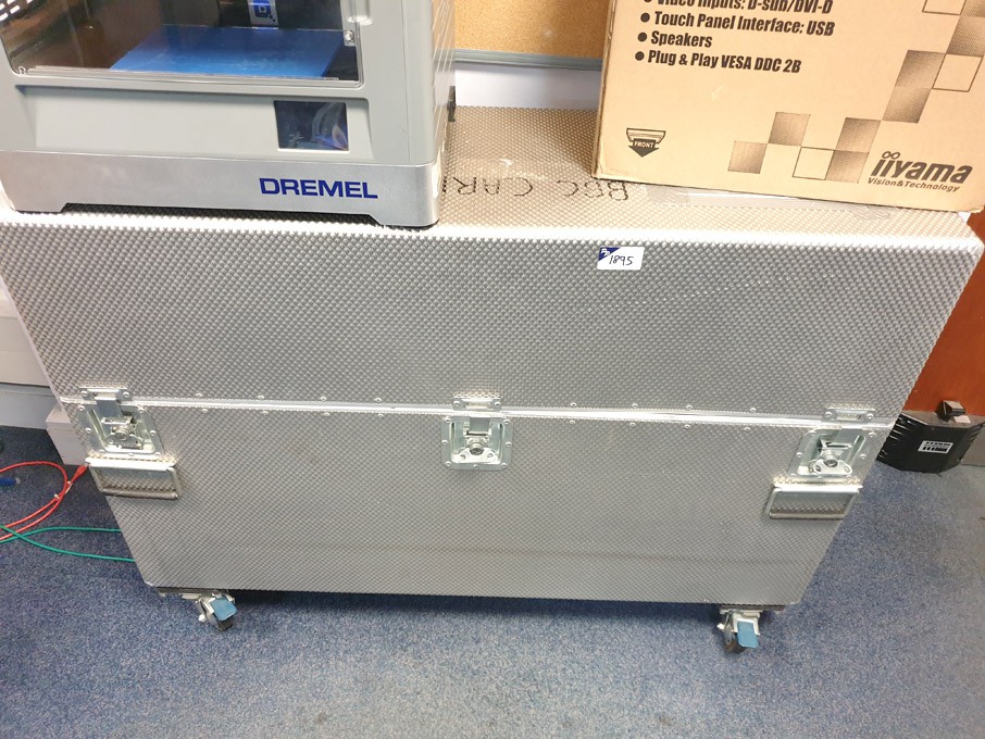 Mobile aluminium transit case