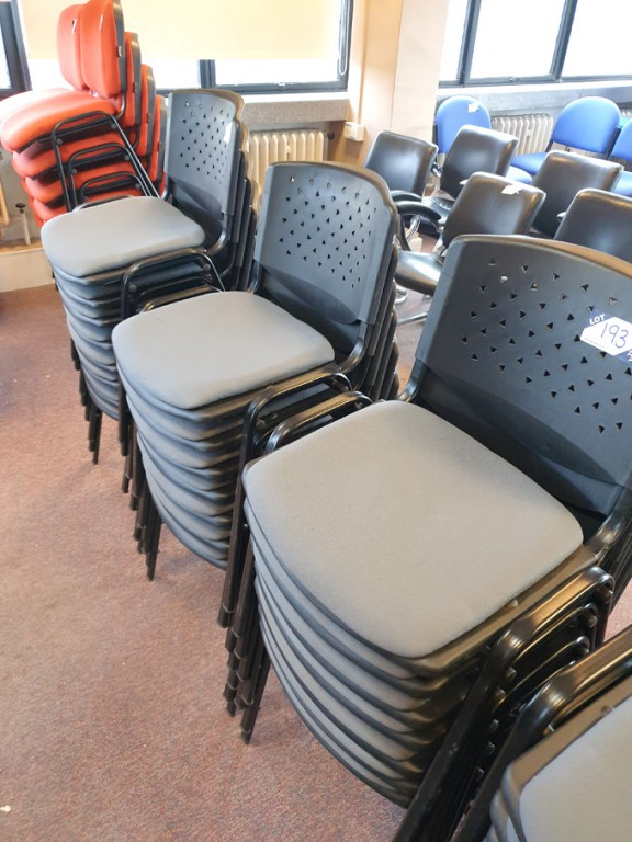 22x Chatterbox Extreme Plus black / blue stackable...