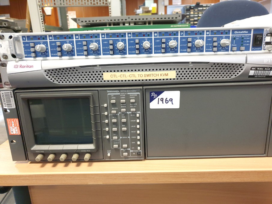 Tektronix WFM601M serial component monitor