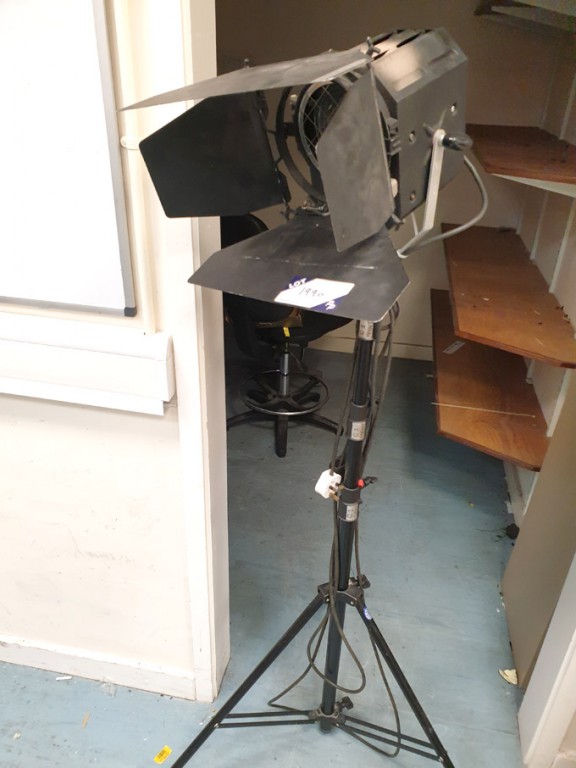 Quartz Colour Polaris Bambino 660 studio spot ligh...