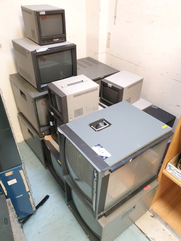 Large Qty various CRT studio monitors inc: Ikegami...