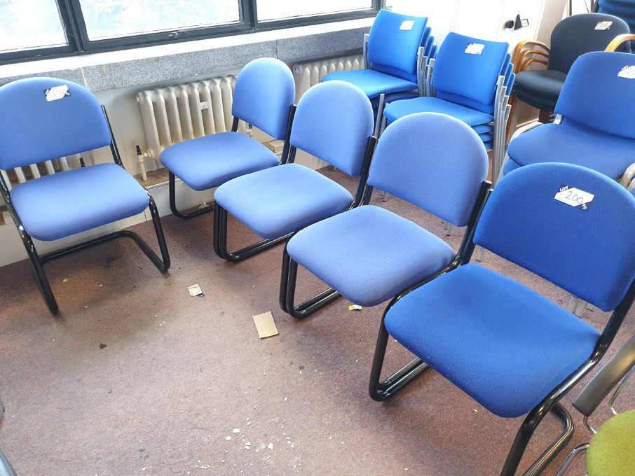 5x blue upholstered meeting chairs
