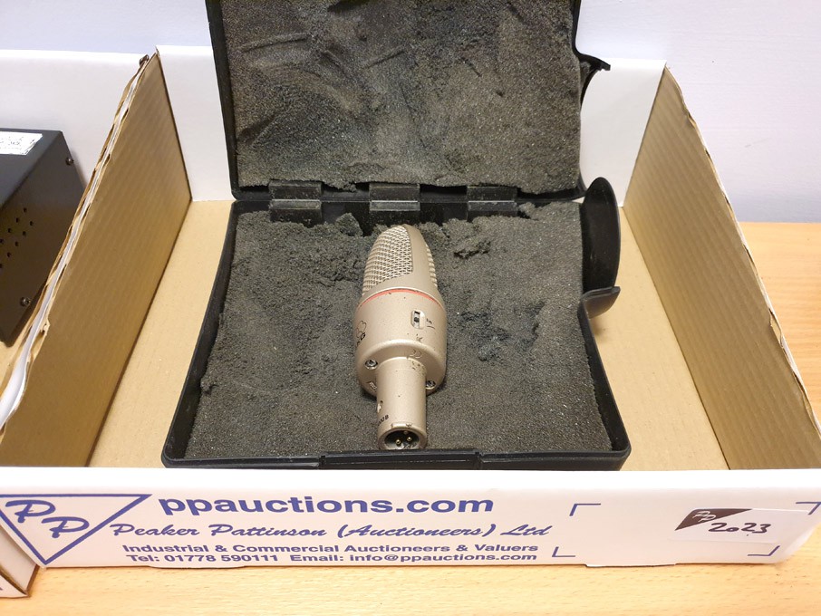 AKG C300B microphone in case