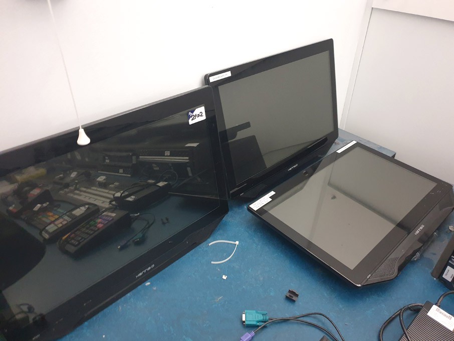 7x Hanns.G digital / HD LCD monitors