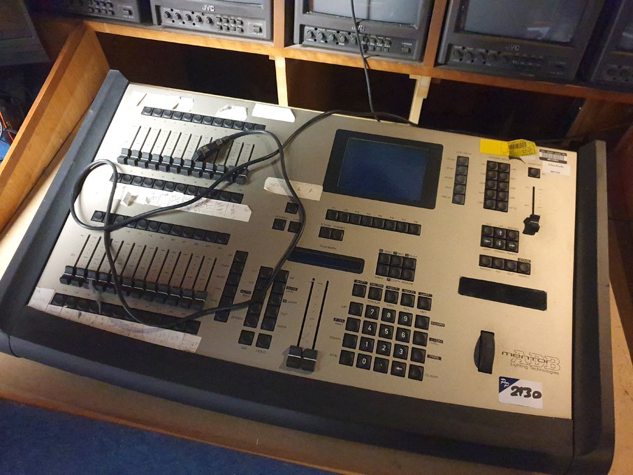 ADB mentor lighting console with extension panel