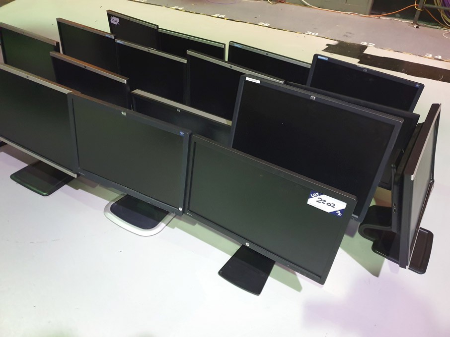 16x various HP LCD digital monitors to 24"