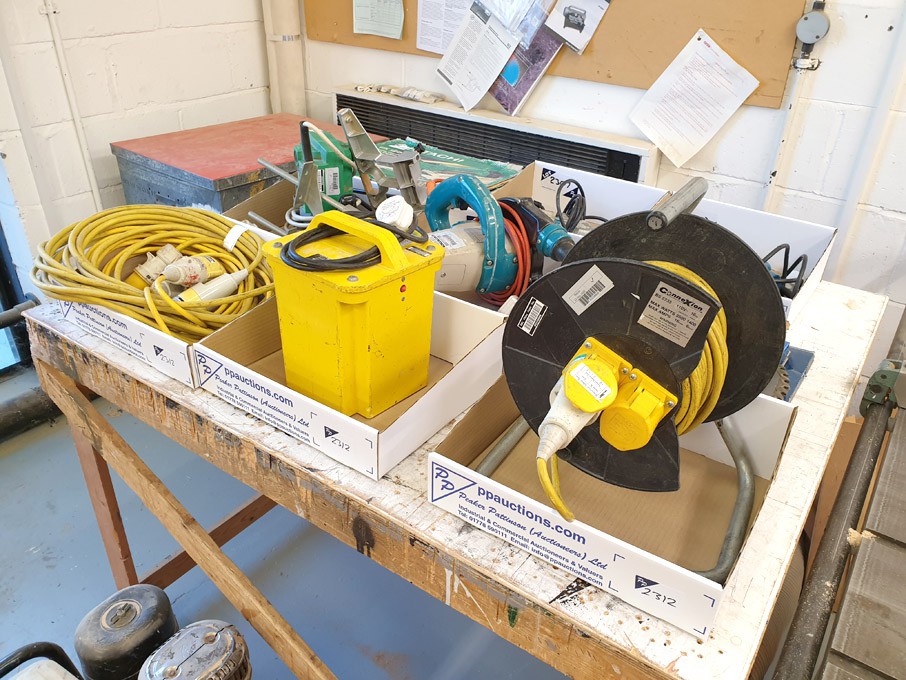110v transformer with 110v extension leads