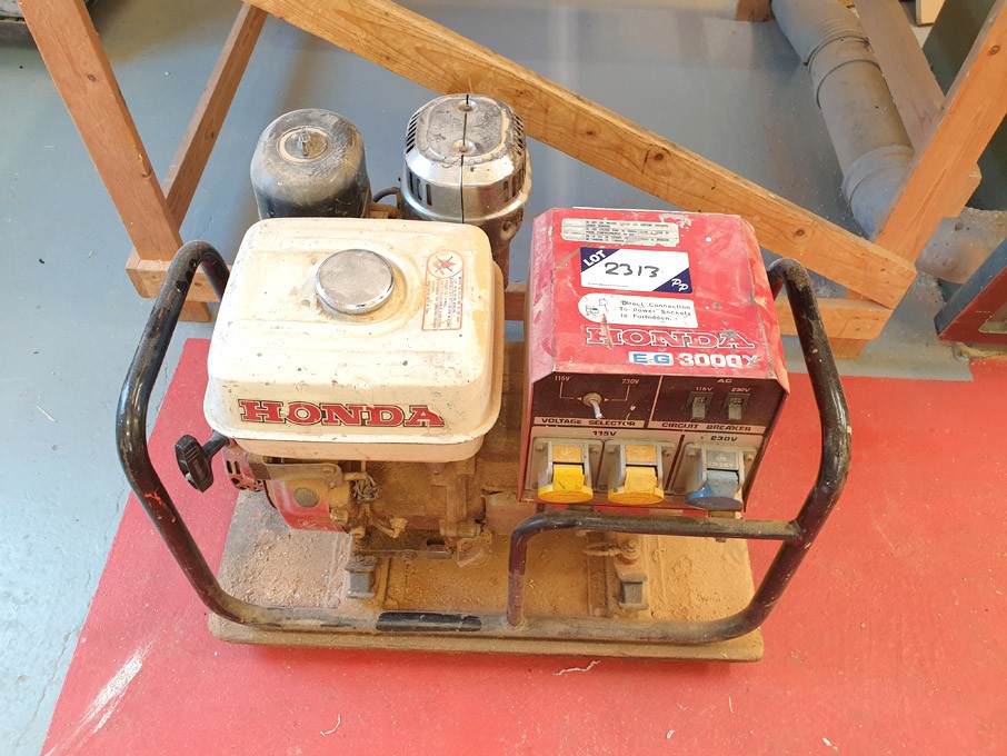 Honda EG3000X 110v / 240v generator