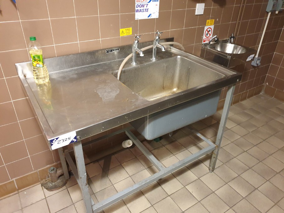 Single basin sink with drainer, single bowl sink