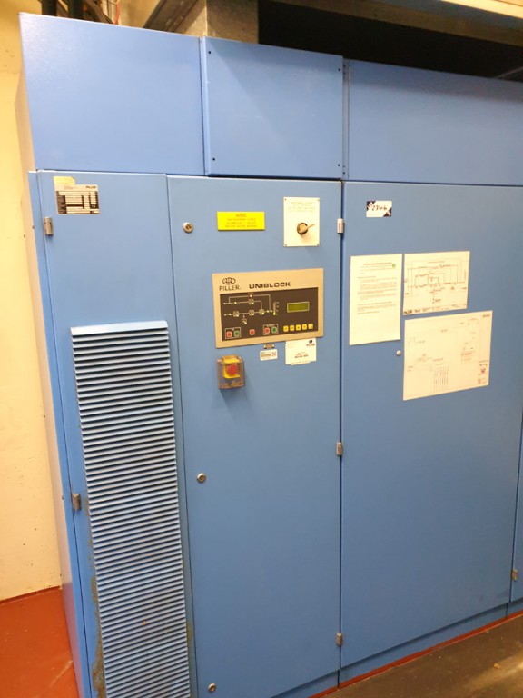 Piller Uniblock UB-420-5/5R UPS, 420kva, 183229hrs...