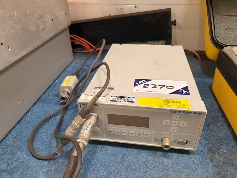 Booton 4230 RF power meter with power sensor
