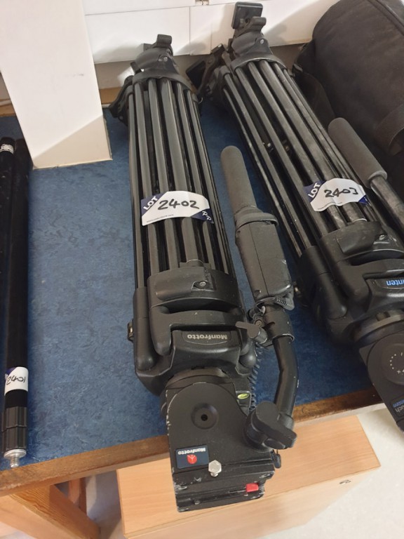 Manfrotto MVB525 camera tripod with Manfrotto head