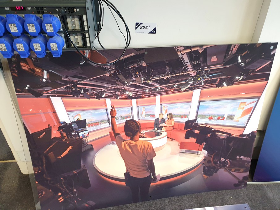 'BBC Breakfast Show - Bill Turnball & Susanna Reid...