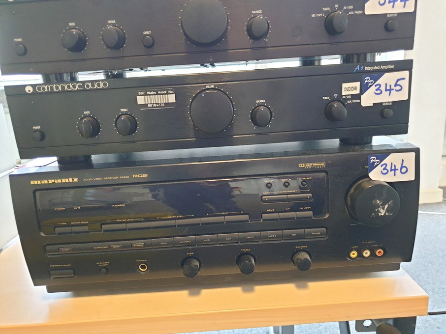 Marantz SR390 audio / video receiver