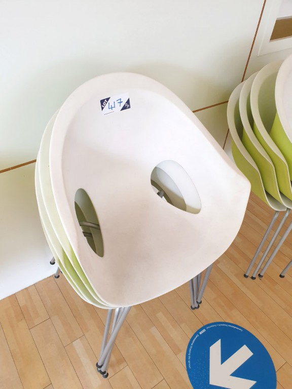 4x Connection white / lime stackable chairs