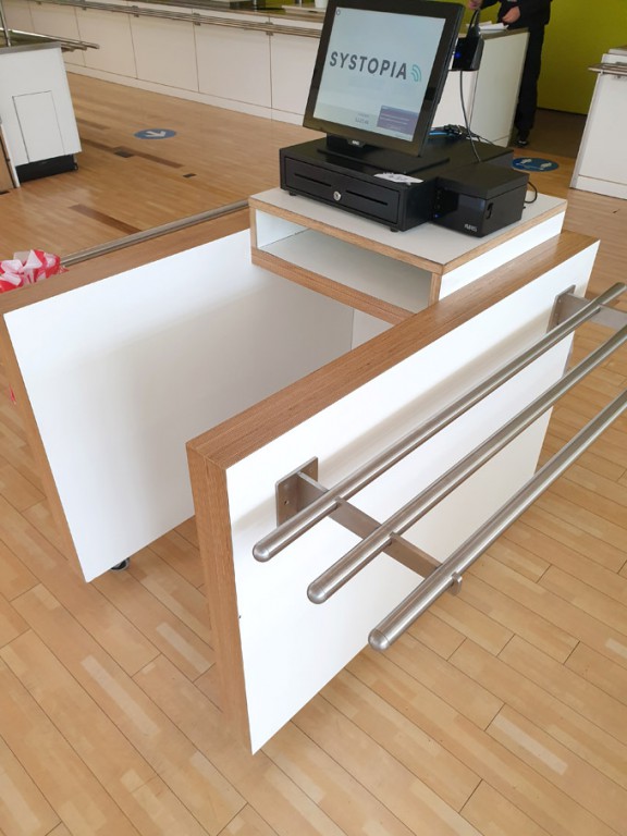 Aures electronic touch screen cash till with mobil...