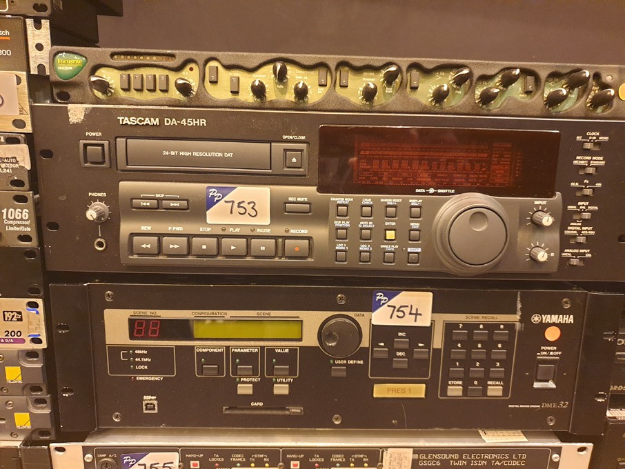 Tascam DA-45HR 24 bit high resolution DAT recorder