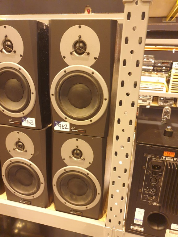 Pair Dynaudio BM5A speakers
