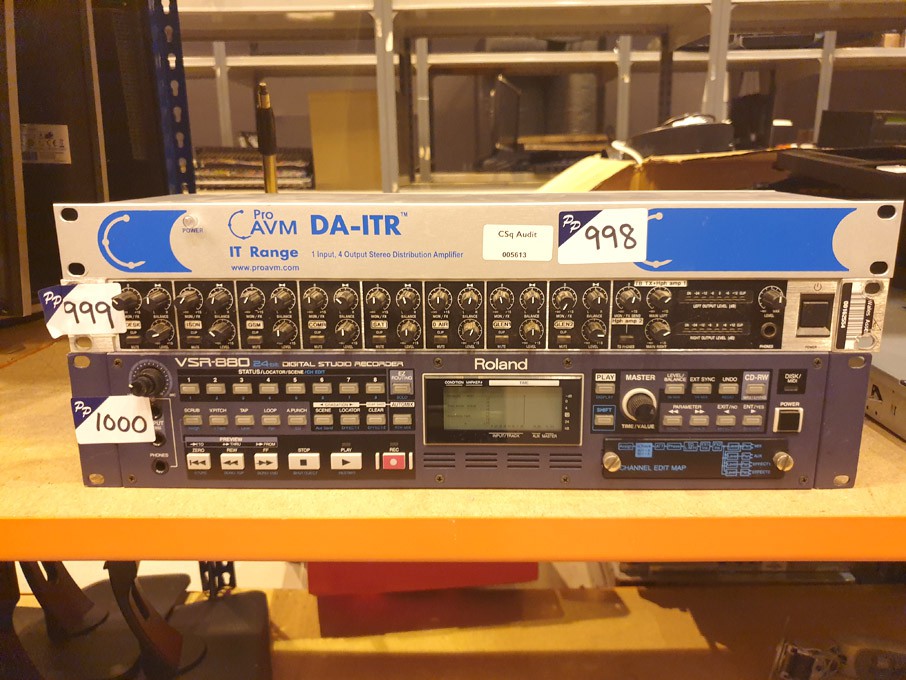 Pro AVM IT range 4 output stereo distribution