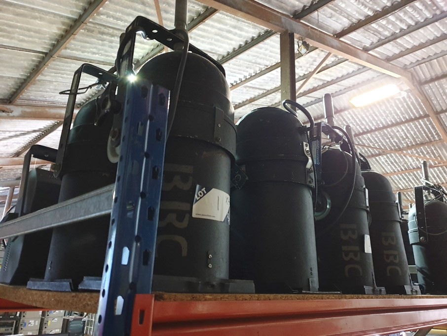 4x CCT lantern studio lights