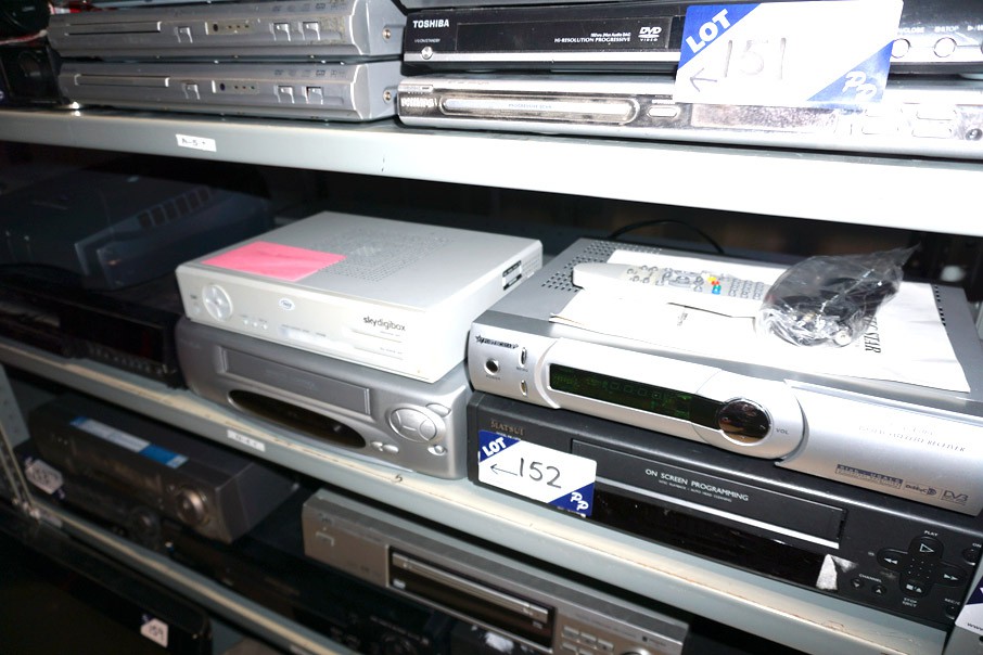 Qty various Matsui, Ferguson etc video recorders,...