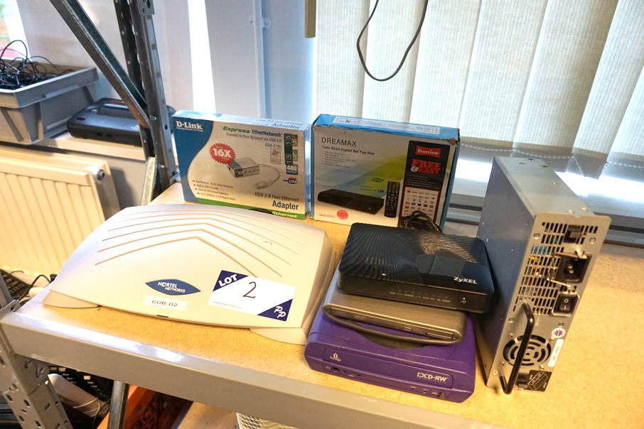 Nortel Passport 2430, D Link USB fast ethernet por...