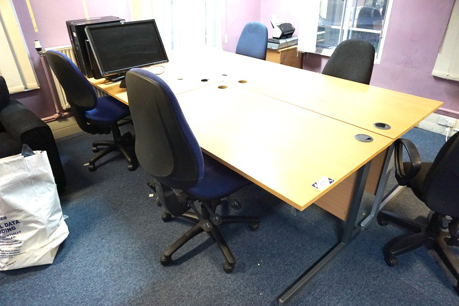 4x BOF beech effect 1400x800mm office desks (2017)...
