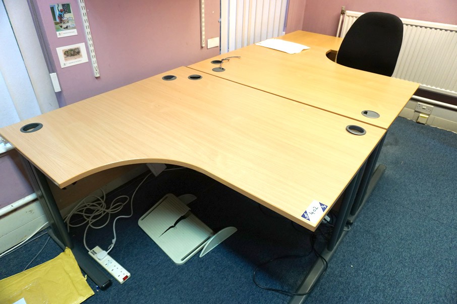 2x beech effect 'L' shape office desks, 1400x1200m...