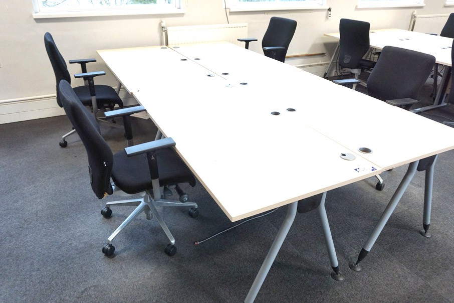 4x BOF maple effect office desks, 1400x800mm with...