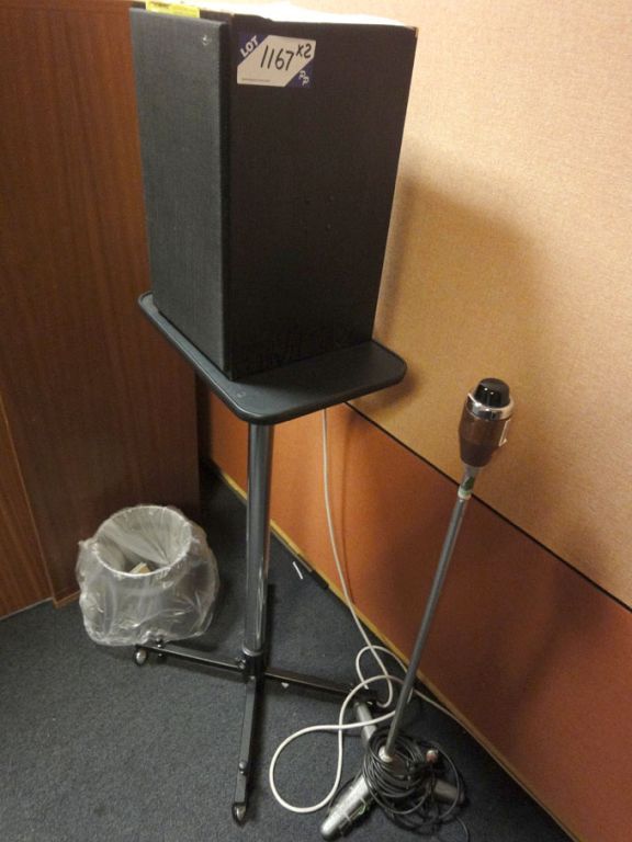 2x Rogers LS5/9 monitor loud speakers, 100W on spe...