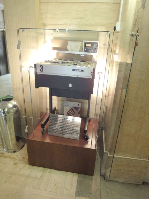Studer BU150 tape player / recorder in glass displ...