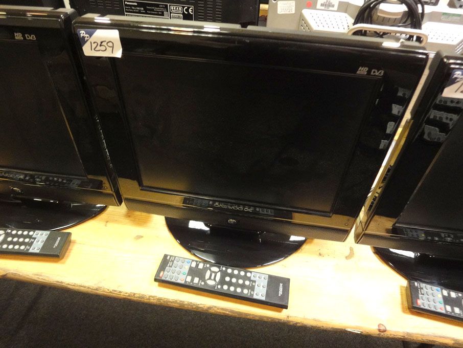 Daewoo DSL15T1TD 15" LCD colour TV with DVB-T