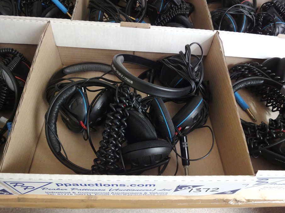 4x Sennheiser HD480 stereo headphones
