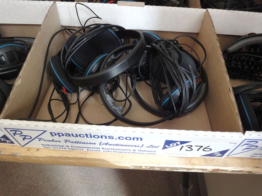 4x Sennheiser HD480 stereo headphones