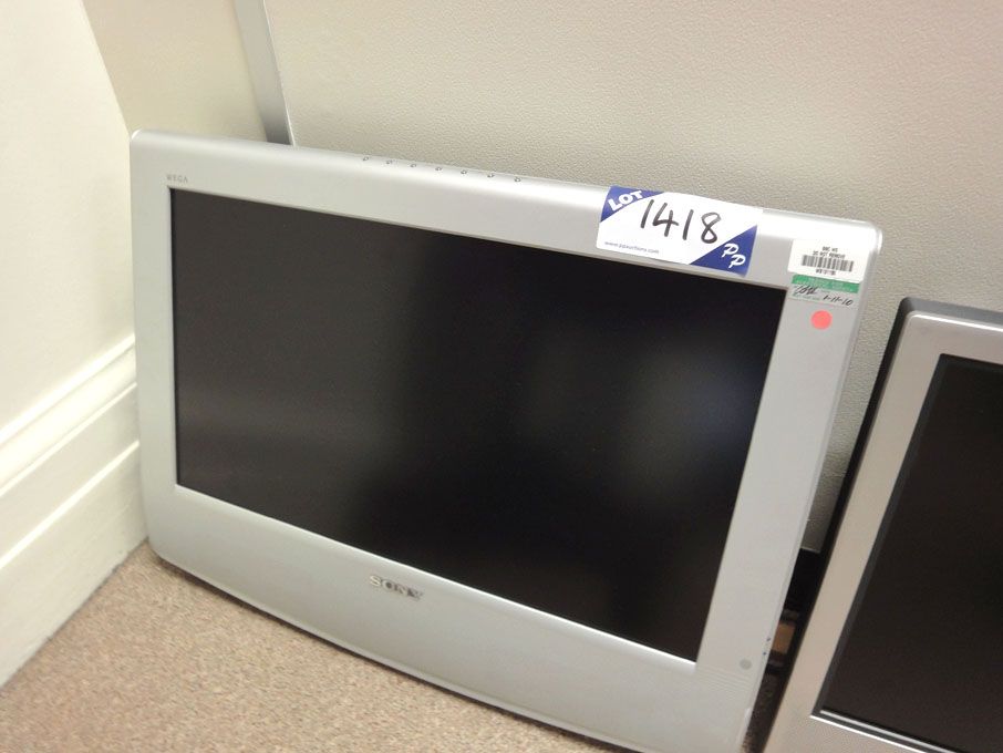 Sony KLV-23HR3 LCD colour TV
